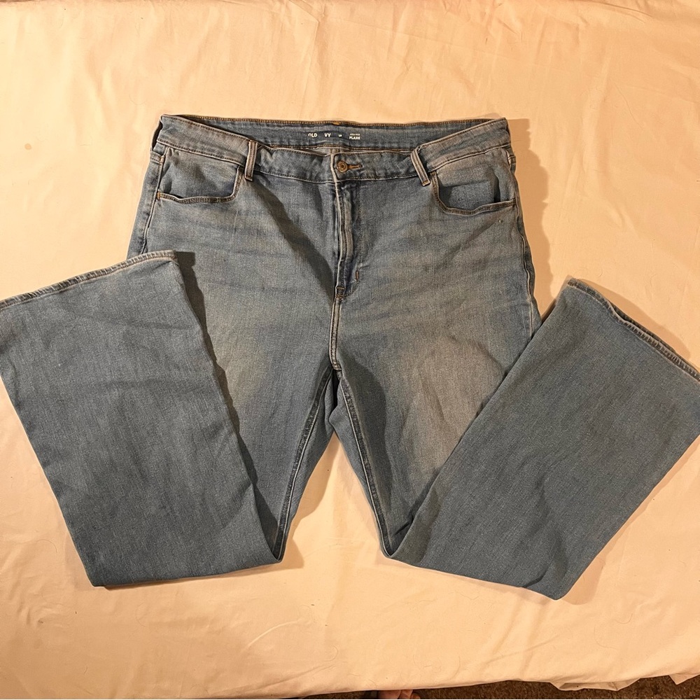 Old Navy sz 18 Flare Leg Denim Jeans